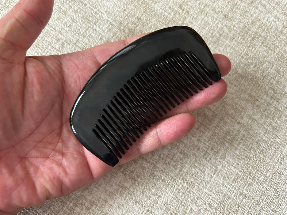Peignes personnalisés avec logo - Peigne artisanal en corne de bœuf noire, peigne de poche à dents larges/fines, peigne à barbe, peigne à cheveux