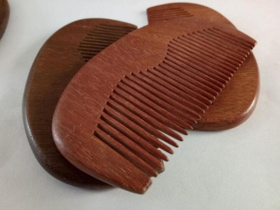 Customize Logo-Red Fine Tooth Wood Comb Beard Care Comb Pocket Size Comb Moustache Comb hair brush